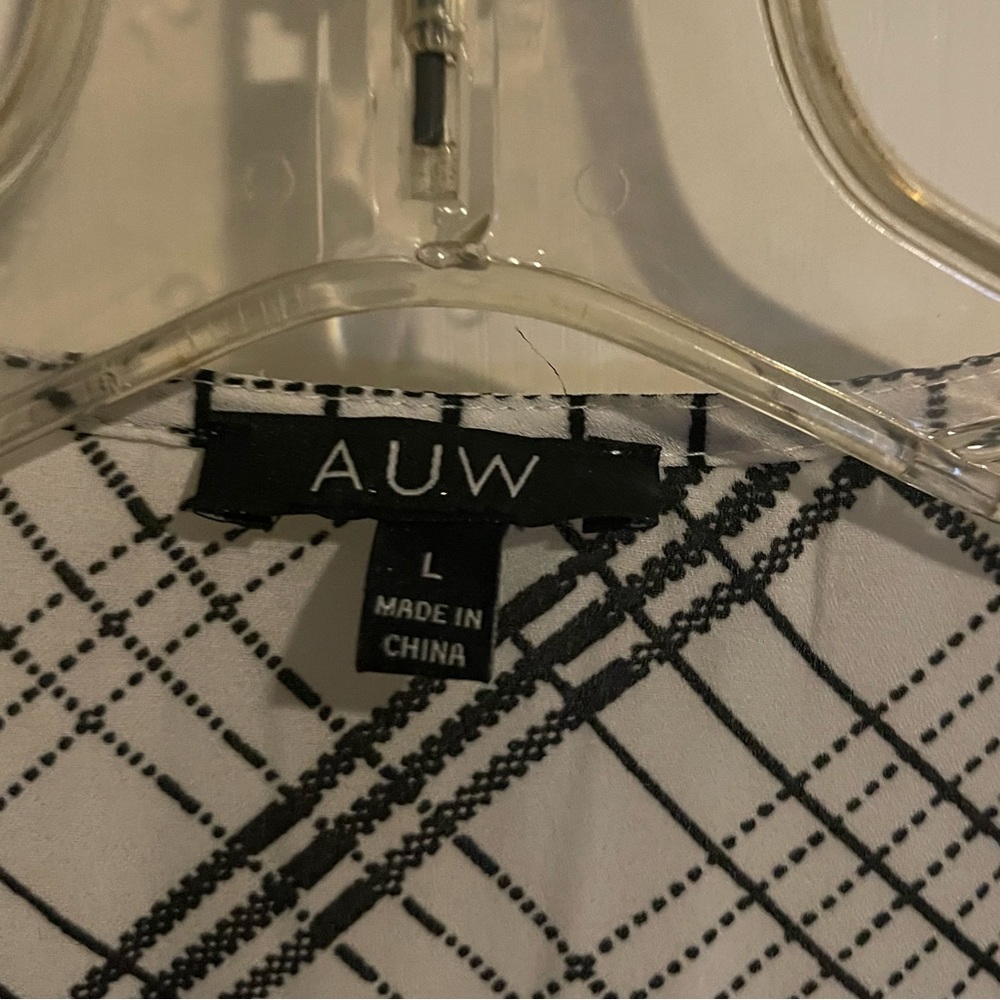 AUW Woman’s Black & White Kris Kross Striped Side Tie Gold Hardware Blouse Large - Picture 3 of 11